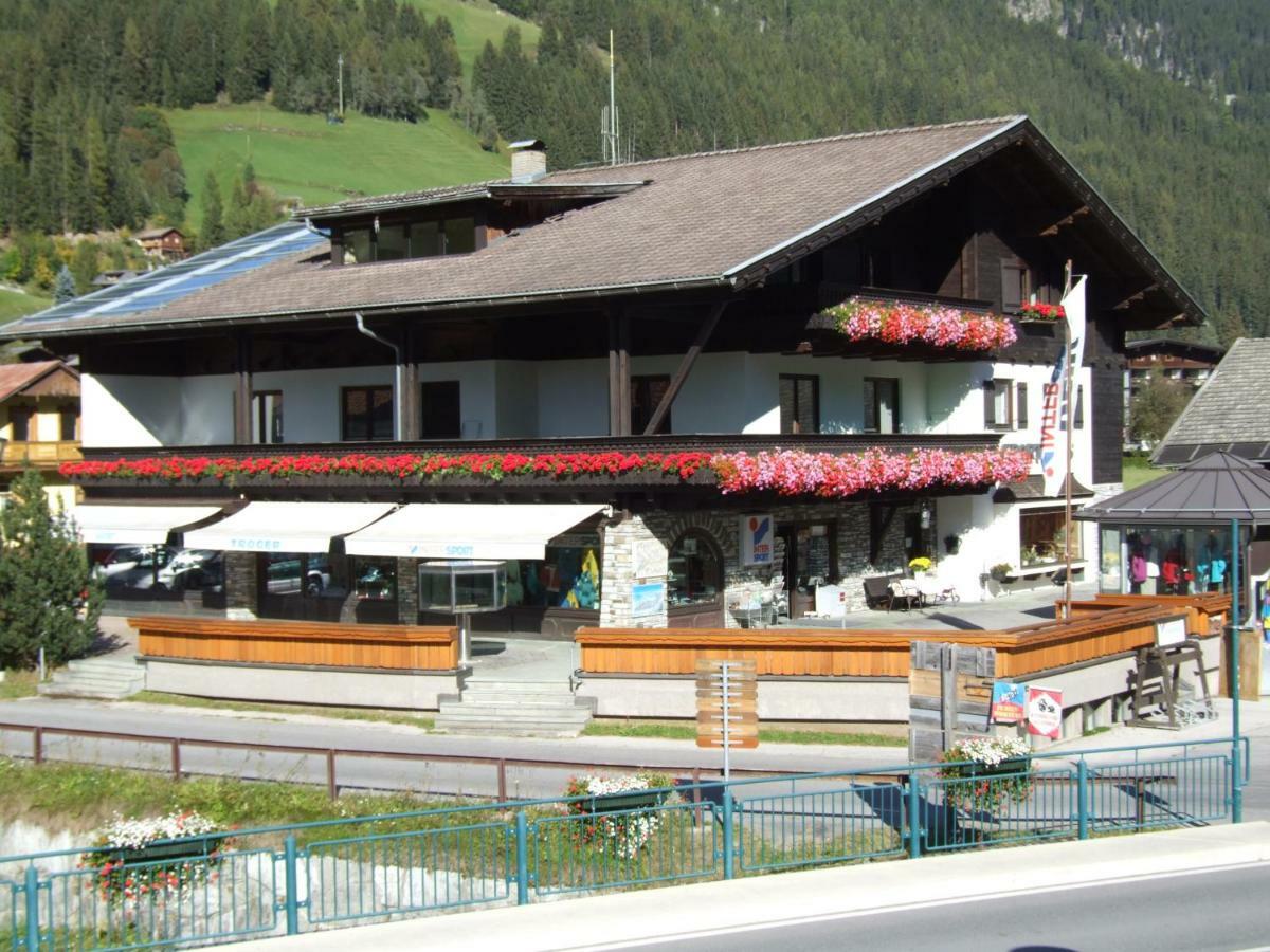 Sporthaus Troger Hotel Sankt Jakob in Defereggen Exterior foto